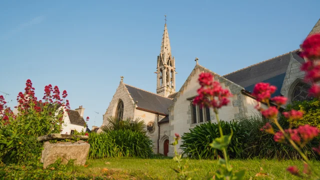 eglise-gothique-la-foret-fouesnant-poriel.jpg