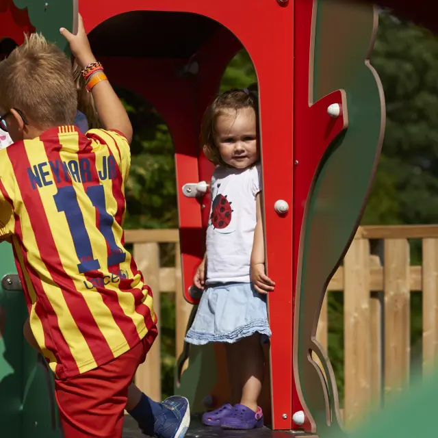 aire-de-jeux-pour-enfants-la-foret-fouesnant-bernard-galeron.jpg