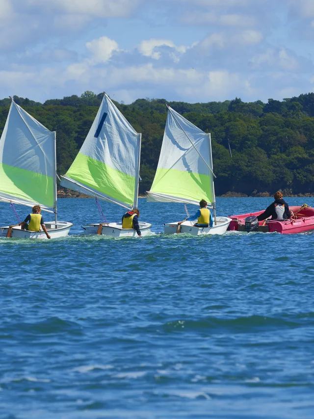 centre-nautique-de-kerleven-la-foret-fouesnant-optimist-bernard-galeron.jpg