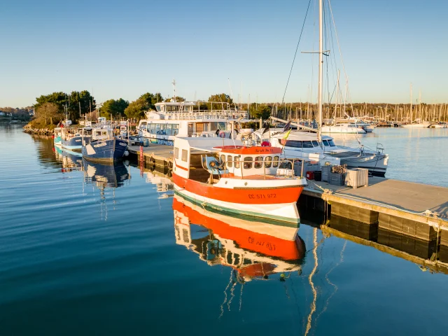 Port De Peche La Foret Fouesnant Boot Winter Poriel