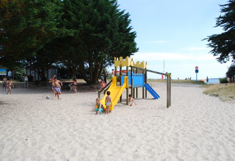 Kerleven beach playground