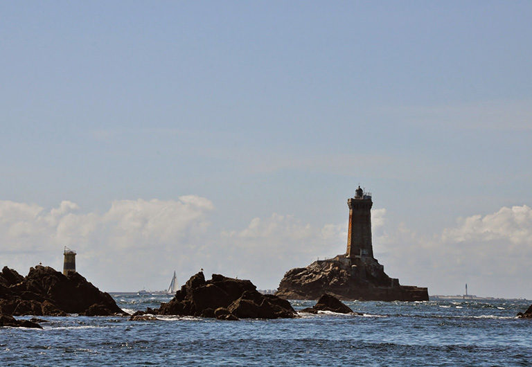 Segelbootfahrt im Raz de Sein an der Pointe du Raz Audierne Yachting