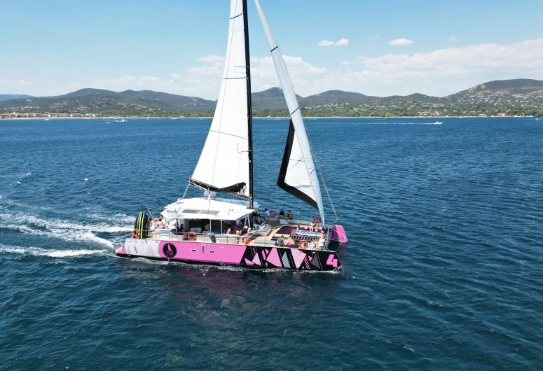 Caseneuve Maxi Catamaran