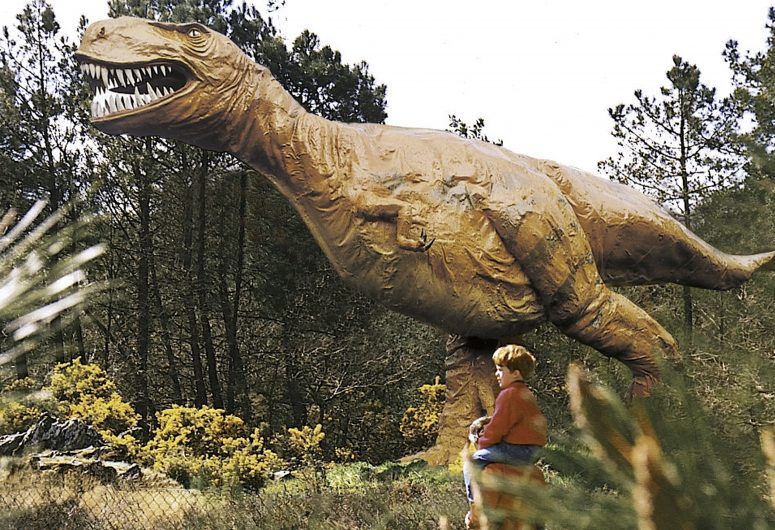 Brittany Prehistory Park – dinosaur