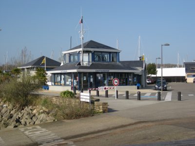 Harbor office of Port-La-Forêt