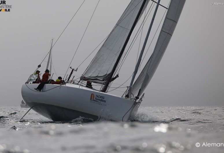 Voilier pogo 40 yachtig regate tour du finistere